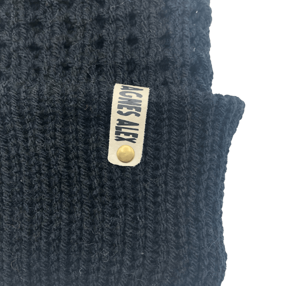 Angus Black Beanie Bobble Hat - AGNES ALEX