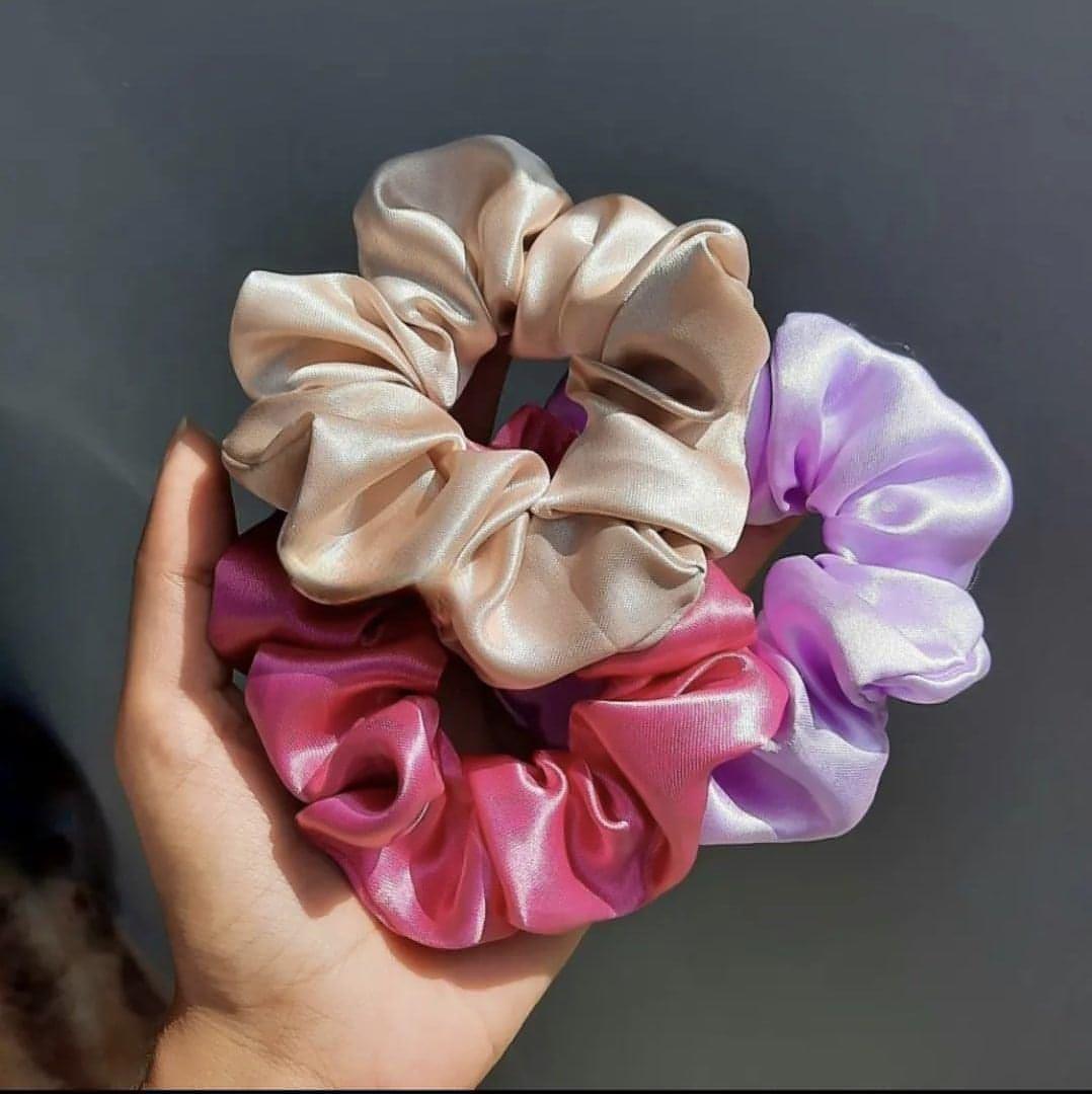 Jasmine Scrunchie Medium - AGNES ALEX