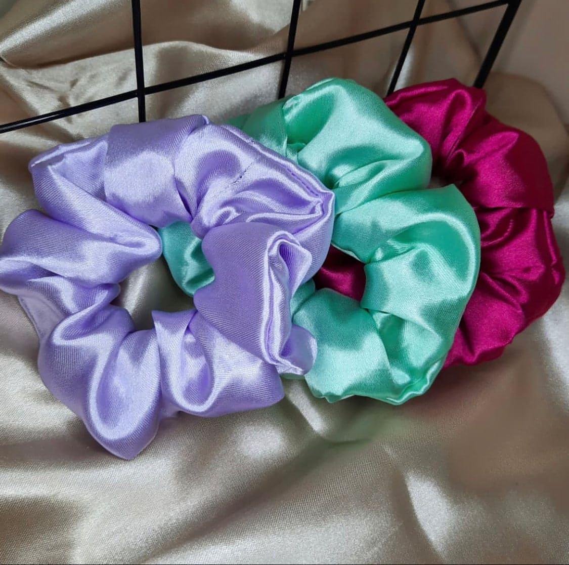 Michaela Scrunchie Medium - AGNES ALEX